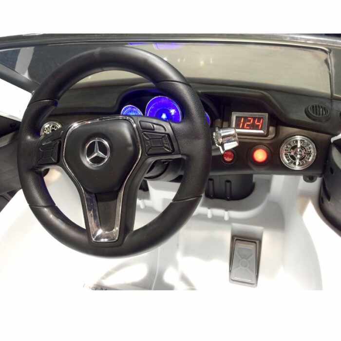 Masinuta electrica cu telecomanda si roti din cauciuc Mercedes Benz GLK-Class Rosie