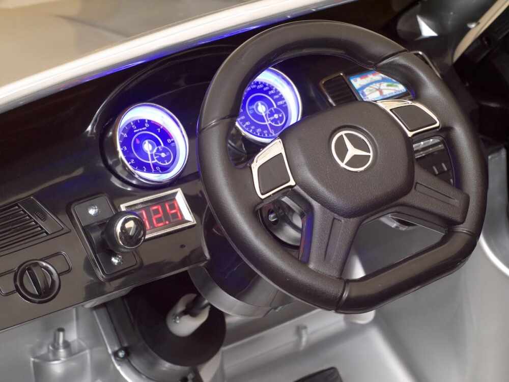 Masinuta electrica cu telecomanda Mercedes Benz GL63 Silver