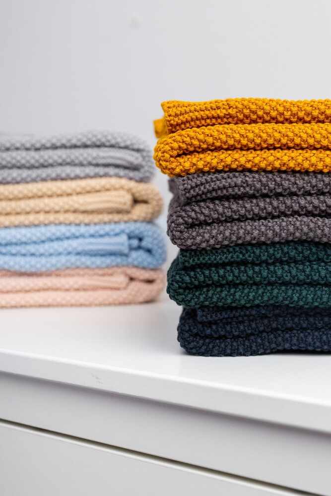 Paturica de bumbac tricotata Sensillo 100x80 cm gri